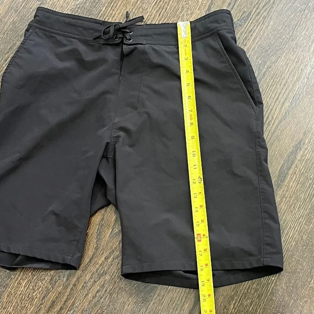 Ten Thousand Shorts Mens 30 Black Unlined Board Foundation‎ 9” Inseam Active